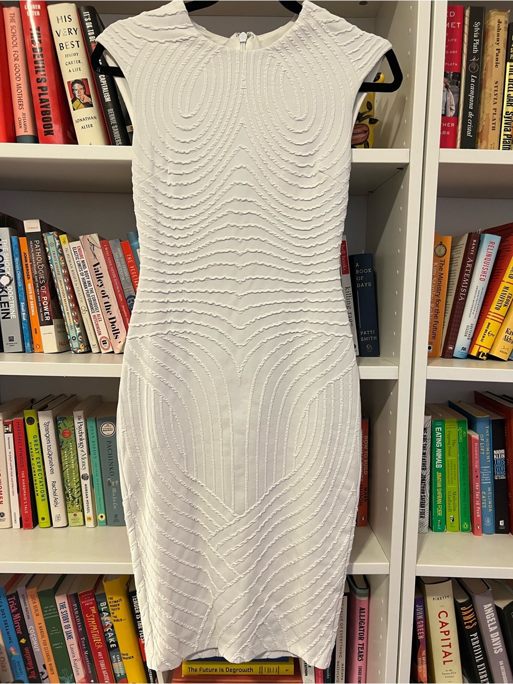Vintage Bebe White Textured Cap-Sleeve Bodycon Dress